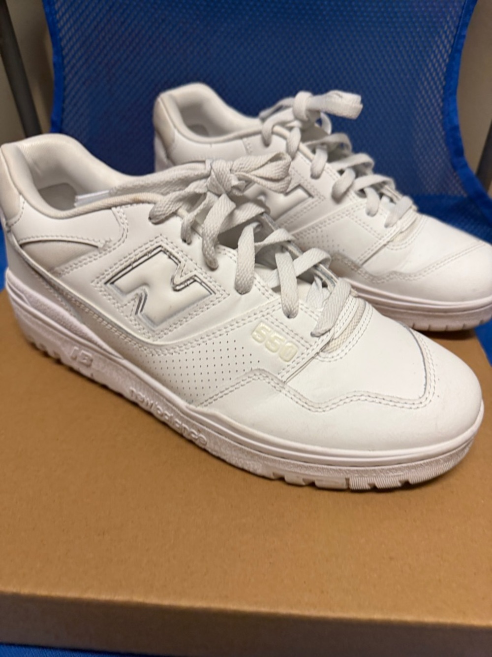 New Balance 550 Men’s White Leather Low-Top Sneakers Size 10